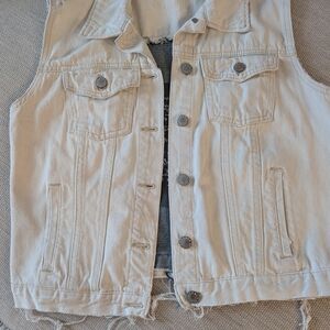 Forever 21 White Denim Vest with White Embroidery